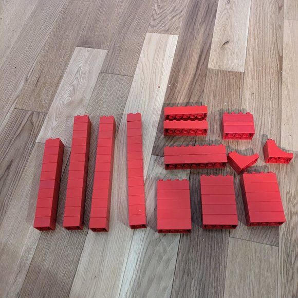 Lego Duplo Bag of Red Blocks 3/30 - Picture 2 of 2